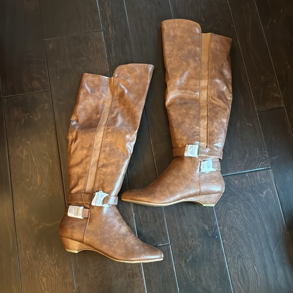 Tall brown boots nWT 7 - Picture 2 of 9